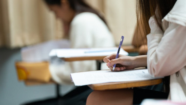 Examenele de Bac 2026 se reiau după pauza de caniculă.