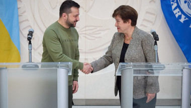 FMI acordă Ucrainei sute de milioane de dolari pentru sprijin financiar