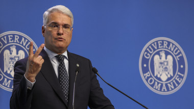 Pîslaru: Legea salarizării nu e definitivă. Corecții pe ordinea de zi