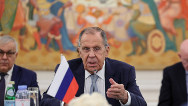 Rusia acuză SUA că și-au pierdut imparțialitatea și cere noi negocieri cu Ucraina.