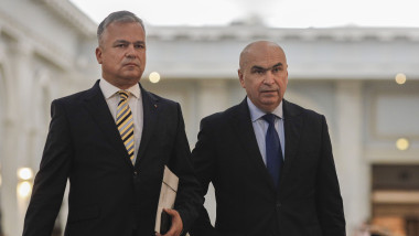 Veștea vrea șefia PNL, tabăra Bolojan cere excluderea lui. Ședință de urgență