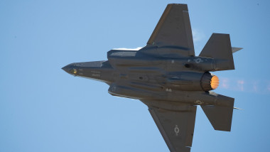 SUA lansează atacuri în Iran după încălcarea armistiţiului, Gărzile Revoluţiei ripostează