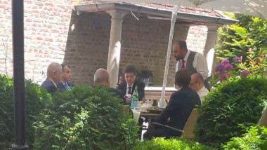 Nicușor Dan, întâlnire-surpriză la Bruxelles înainte de Consiliul European