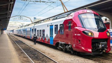 Circulaţie feroviară modernizată: Noi trenuri electrice pe ruta Bucureşti – Cluj