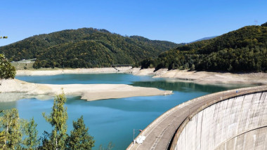 32 de milioane de lei pentru apă în Prahova, anunță Diana Buzoianu