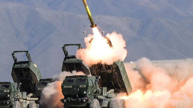 Taiwanul trage cu muniție reală din lansatoarele HIMARS în apele din fața strâmtorii