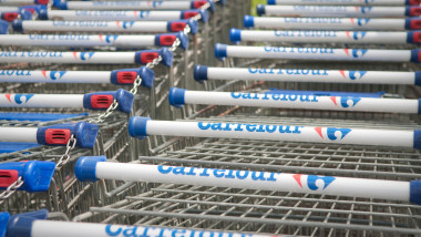 Consiliul Concurenței aprobă preluarea Carrefour România de Pavăl Holding
