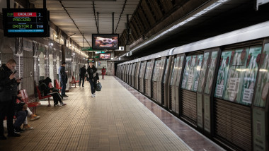 Panică la metrou: pasageri evacuați după o defecțiune tehnică în Capitală