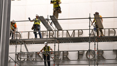 Clădirea Kennedy Center și-a schimbat numele lui Donald Trump după doar șase luni