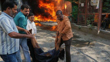 Incendiu devastator în New Delhi: 21 de morți într-un hotel din India