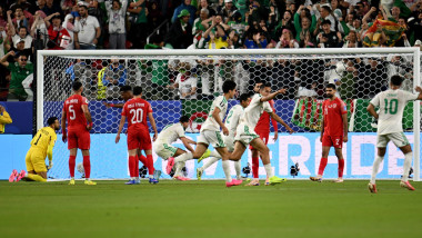Algeria, victorie dramatică 2-1 cu Iordania, speră la calificarea în șaisprezecimi