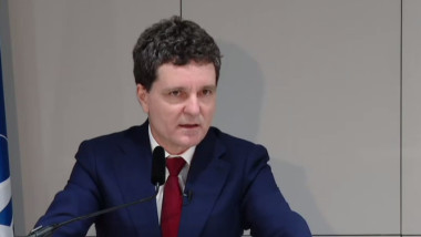 Nicuşor Dan l-a desemnat pe Adrian Veştea pentru postul de prim-ministru