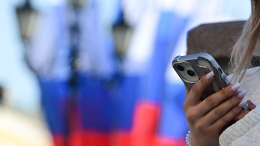 Rușii găsesc metode să ocolească „cortina de fier” digitală a lui Putin