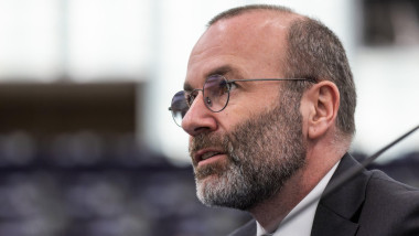 Weber: Cetăţenii aşteaptă claritate şi leadership după reconfirmarea lui Bolojan la PNL