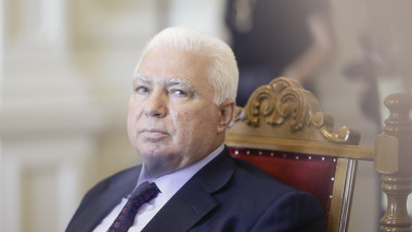 Mandatele miniștrilor interimari expiră astăzi. Ce urmează?