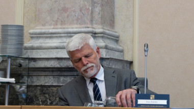 Președintele ceh se luptă în instanță cu premierul pentru participarea la summitul NATO