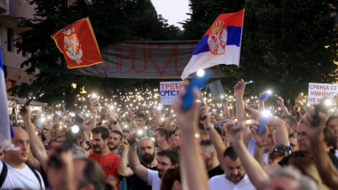 Protestele nu se opresc în Serbia, după anunțul de demisie al președintelui Aleksandar Vucic