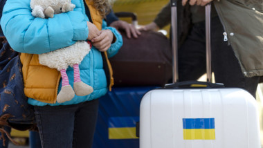 UE prelungește protecția pentru ucraineni, dar schimbă regulile pentru unii refugiați