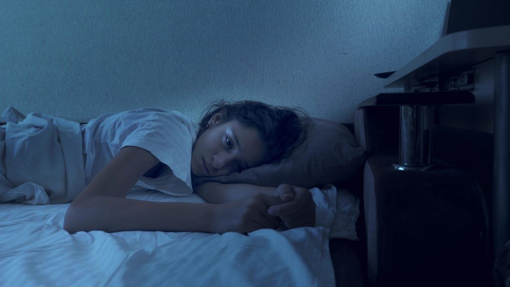 Insomnia la adolescenți: risc de depresie aproape triplat noaptea