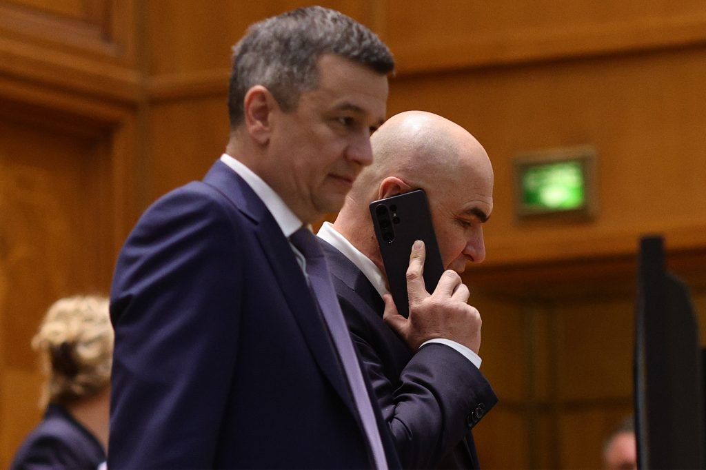 Război politic în București: PSD, PNL și AUR, cap la cap în sondaje