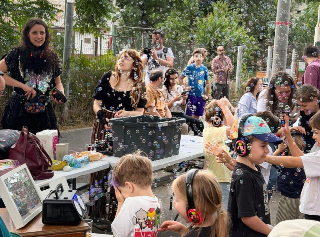 Oază în mijlocul Bucureștiului: părinți din Sectorul 1 creează comunitate pentru copii
