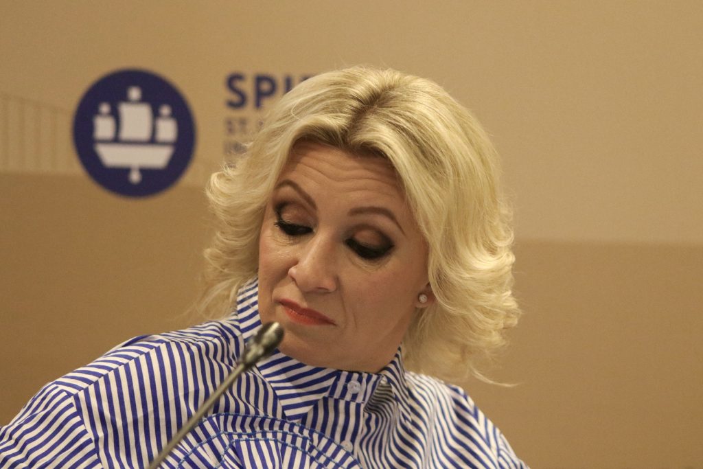 Zaharova: Occidentul ar trebui să se uite la România și Moldova când vorbește despre anexare