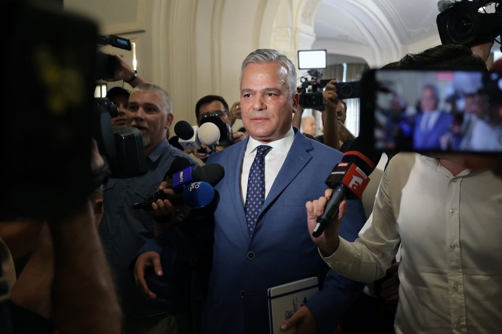 Adrian Veștea, detalii despre discuția cu AUR: „Vom merge la învestire azi seară”