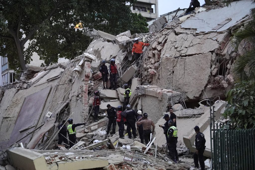 Cutremure devastatoare în Venezuela: Imagini dramatice de la aeroportul principal