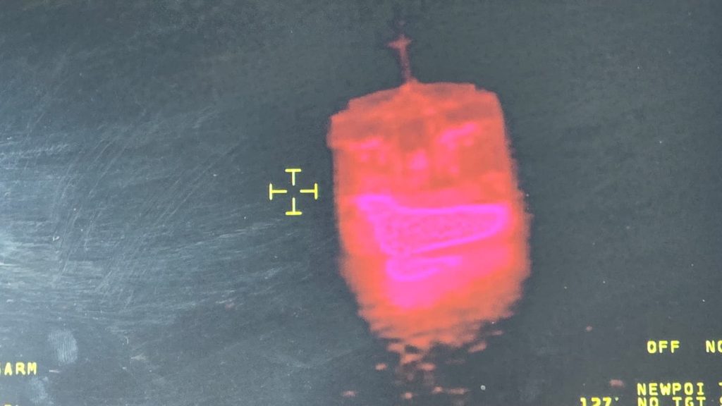 Petrolierul lovit în Marea Neagră: noi imagini din elicopter