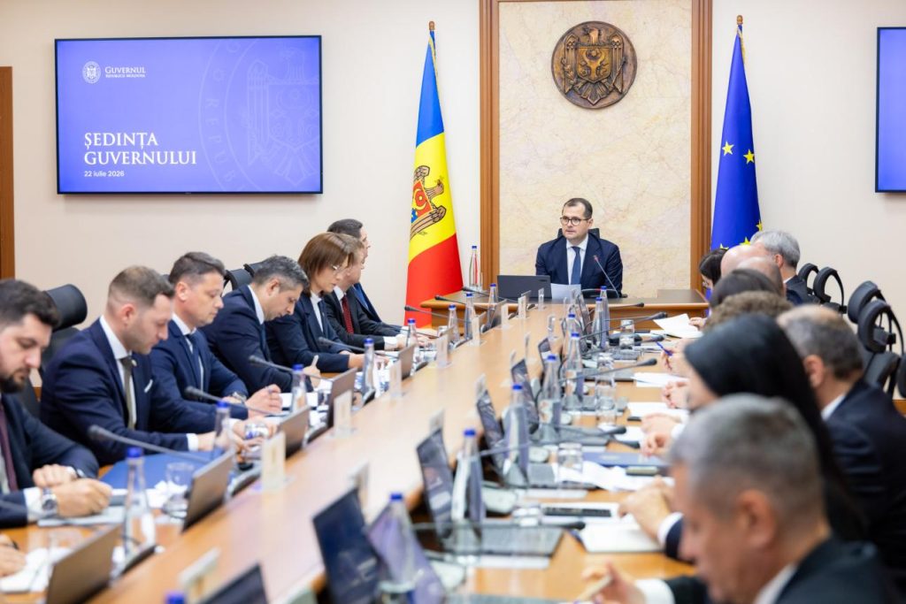 Prima demisie în Guvernul de la Chișinău, la trei zile de la învestire. Un ministru pleacă după scandalul privind legătura cu partidul lui Plahotniuc