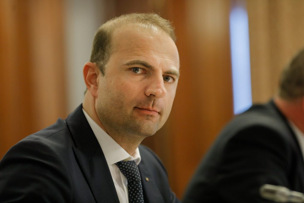 Lider PNL, mesaj pentru tabăra Bolojan după ce a fost destituit în BPN: Nu voi accepta niciodată să pun genunchiul în pământ