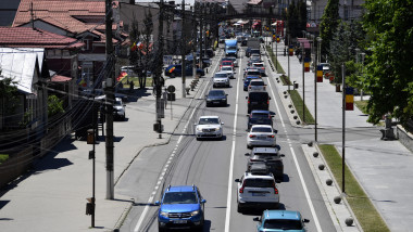 Trafic înghesuit spre București: coloane pe Valea Prahovei și Autostrada Soarelui