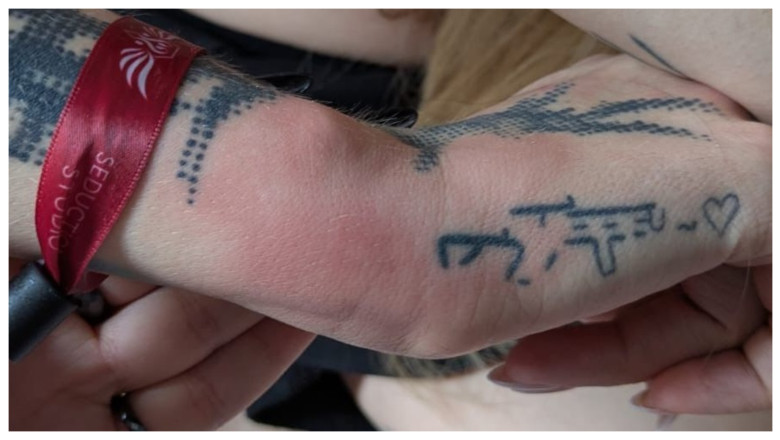 Asociația ACCEPT acuză că o femeie trans din Franța a fost agresată într-o secție de poliție din…