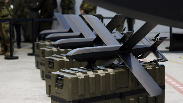 Noua cursă a înarmării. Giganții militari investesc miliarde de dolari în startup-uri tehnologice pentru a…