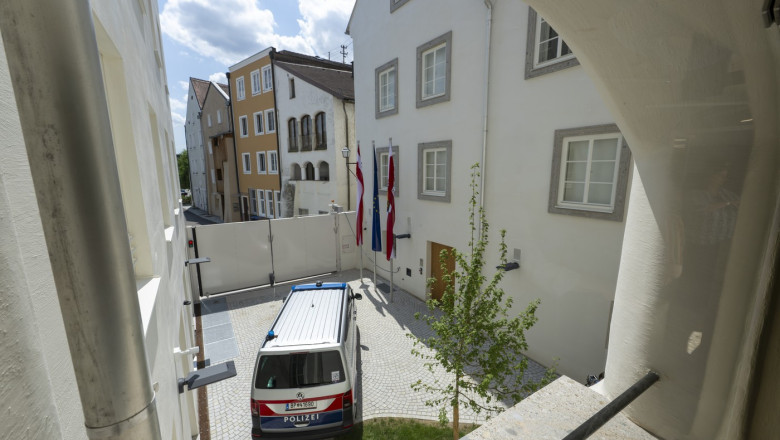 Casa natală a lui Hitler a fost transformată în secţie de poliţie, după ce clădirea ajunsese loc de…