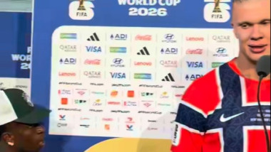 Vinicius îl „atacă” pe Haaland chiar în timpul interviului