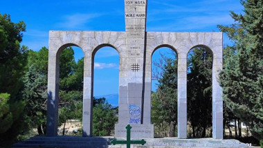 Spania: Monumentul eroilor români Ion Moța și Vasile Marin, condamnat la demolări