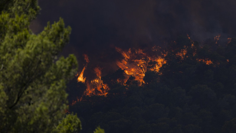 Ministerul de Externe a emis o avertizare de călătorie pentru Spania din cauza incendiilor de vegetație…
