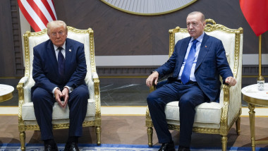 Trump anunță ridicarea sancțiunilor SUA împotriva Turciei, laudă loialitatea lui Erdogan