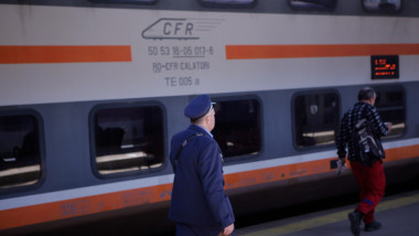 Miruță: 65% din călători reclamă lipsa aerului condiționat în trenuri