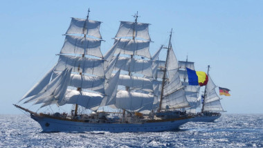 Bricul „Mircea” reînvie o tradiție întreruptă de 50 de ani în Atlantic