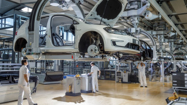 Volkswagen șochează: jumătate din modele vor dispărea în următoarea perioadă