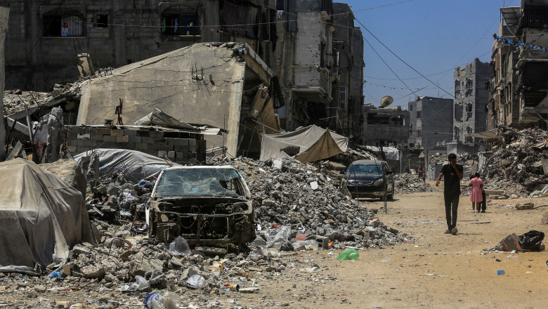 Opt morți în Gaza după lovitura israeliană la o înmormântare