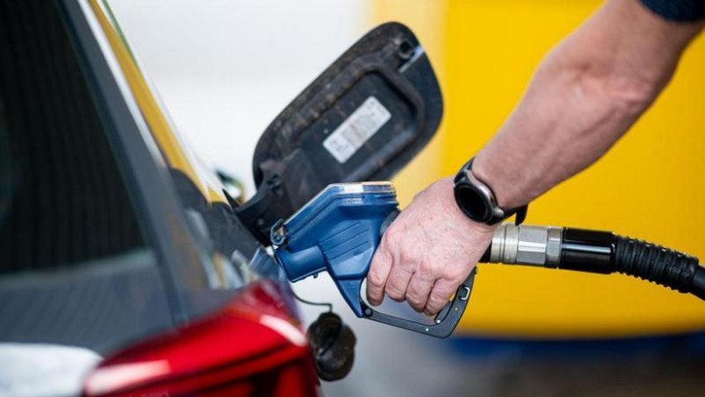 Criza carburanților: motorina a sărit de 10,5 lei/litru și a atins un nou record istoric. Românii așteaptă…