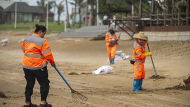 China: 15 morți și 50.000 evacuați după furtuni și inundații devastatoare