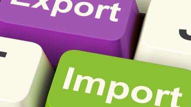 Deficit comercial în scădere: 13,5 mld. euro în 5 luni, trendul exporturilor și importurilor