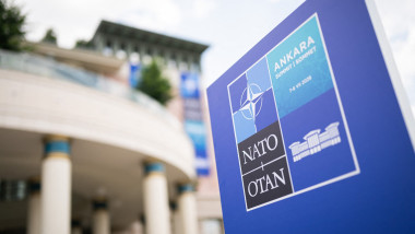 Firme românești participă la forumul industriei de apărare al summitului NATO; una are subsidiară la Kiev