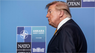Schimbare de ton: Trump critică NATO, apoi îşi schimbă atitudinea