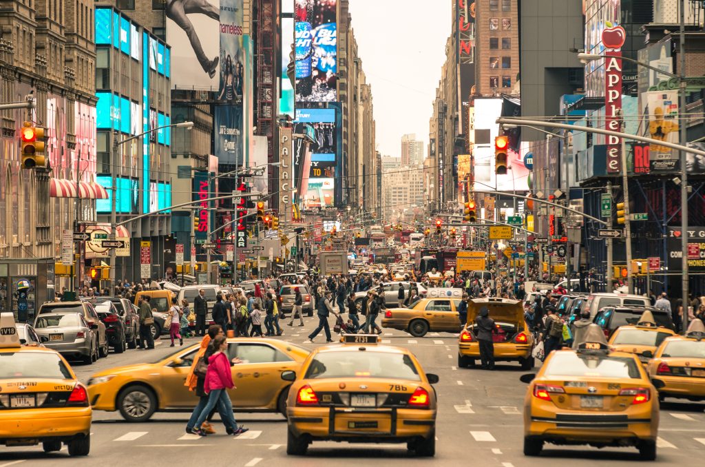 Un om a decedat din legioneloză în New York, zeci infectați
