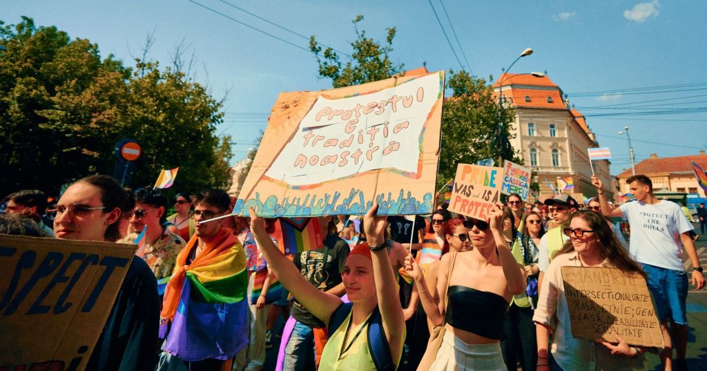 Doi comisari europeni susțin Oradea Pride marș interzis de autorități